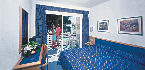 Hotel Palmira Isabela Santa Ponsa Exterior photo